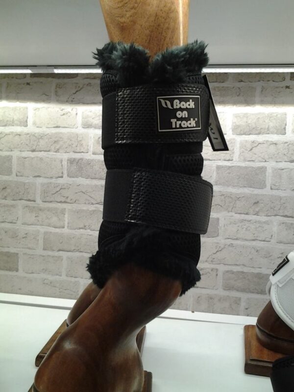 Tufra ApS – Rideudstyr og ridetøj