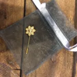 OS Plastronnål Blomst